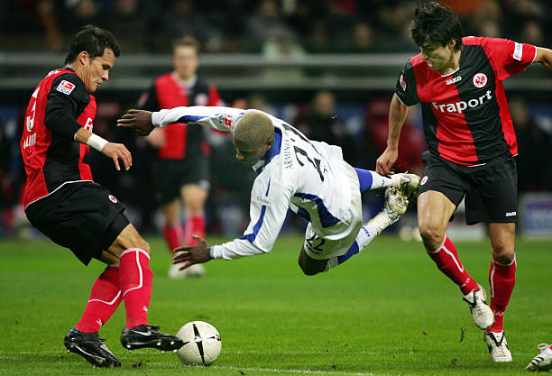 球员以不俗 球员以不俗