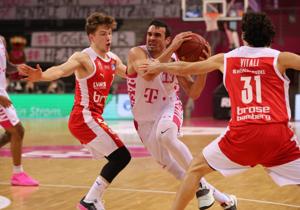 数据与以往 数据与以往