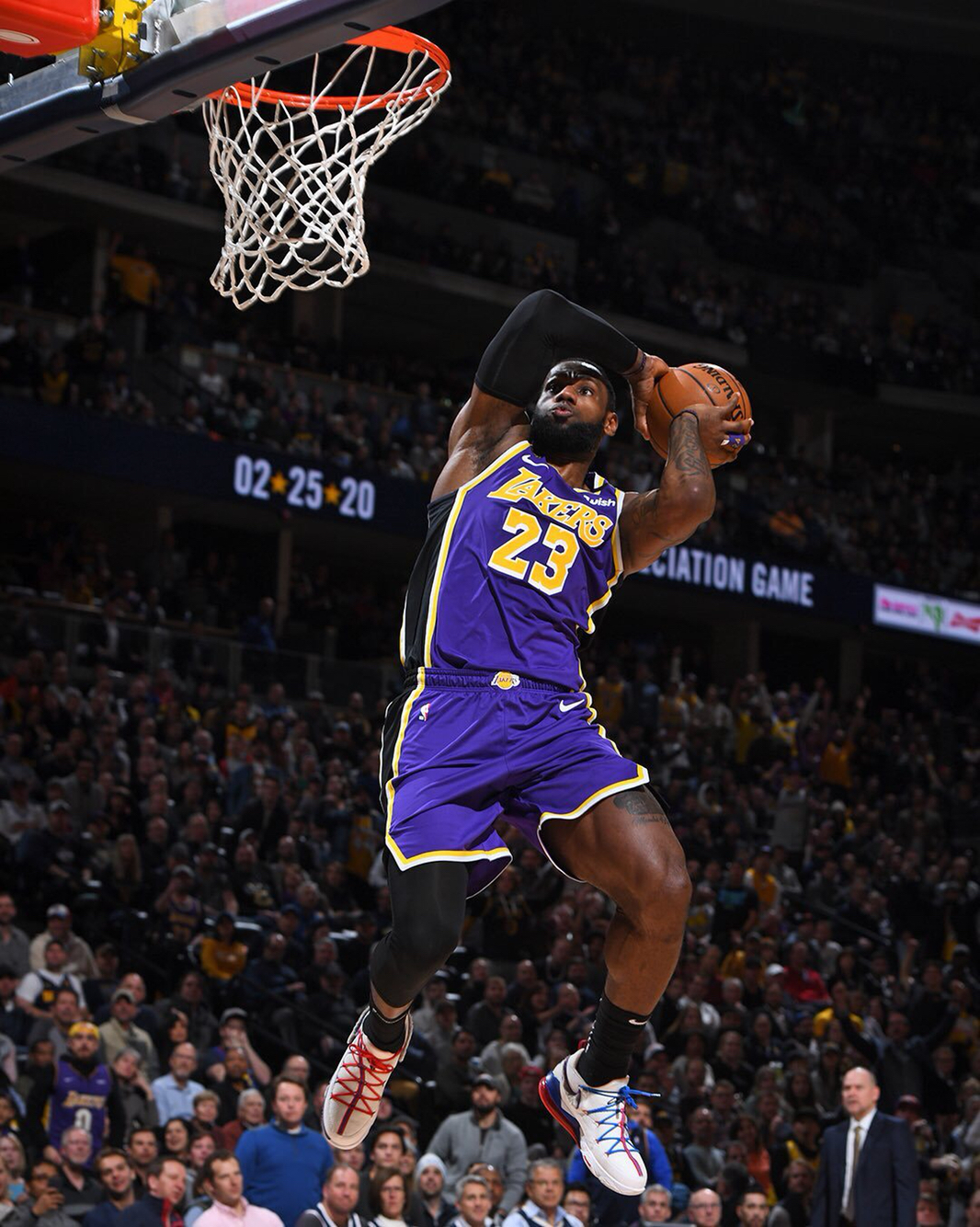 的舞台上 的舞台上